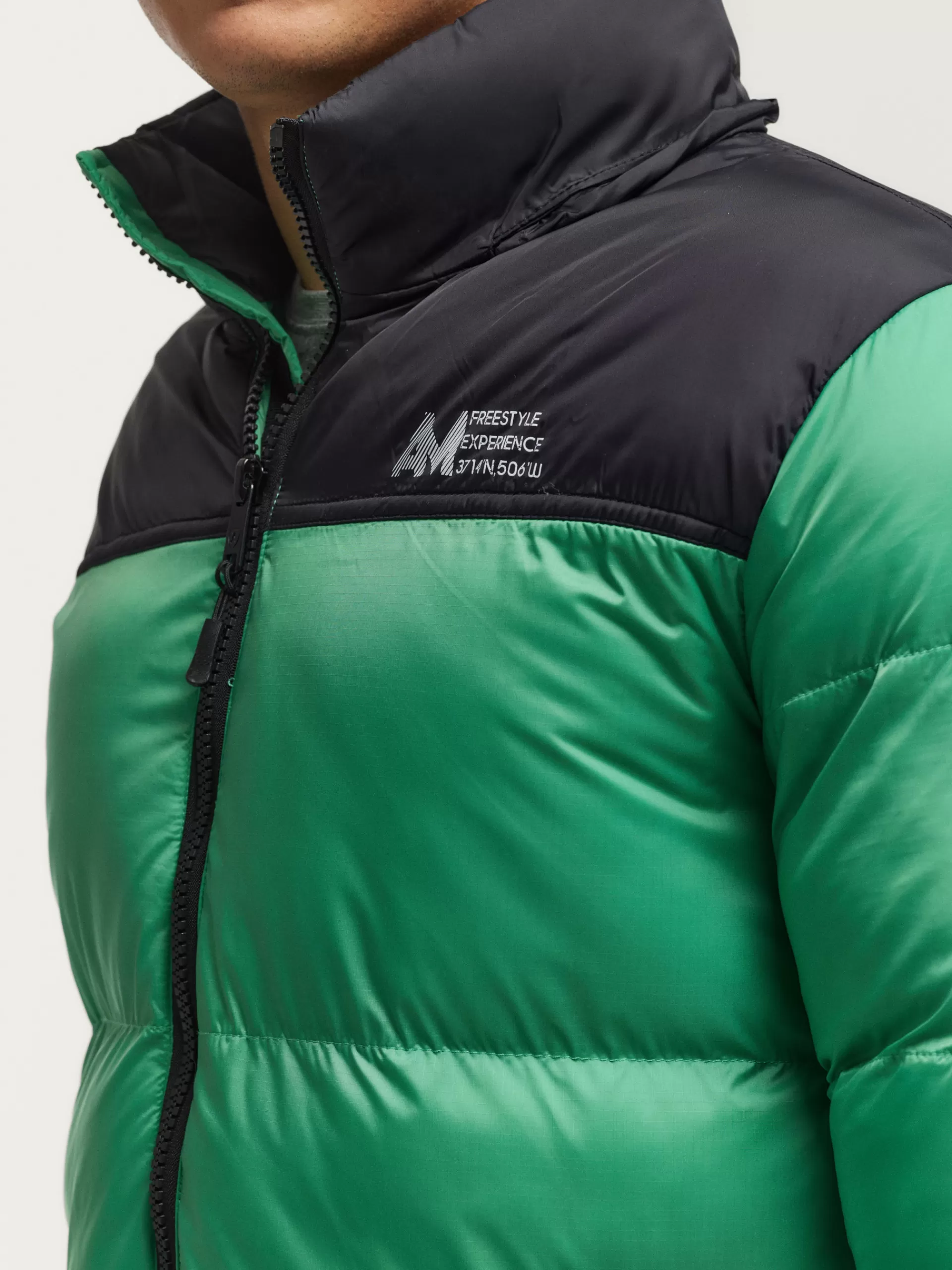 Parka Hiver Elbrus - Doudoune Imperméable Alvaro Moreno en Vert Forêt | Promotion Exclusive sur les Vêtements Outdoor