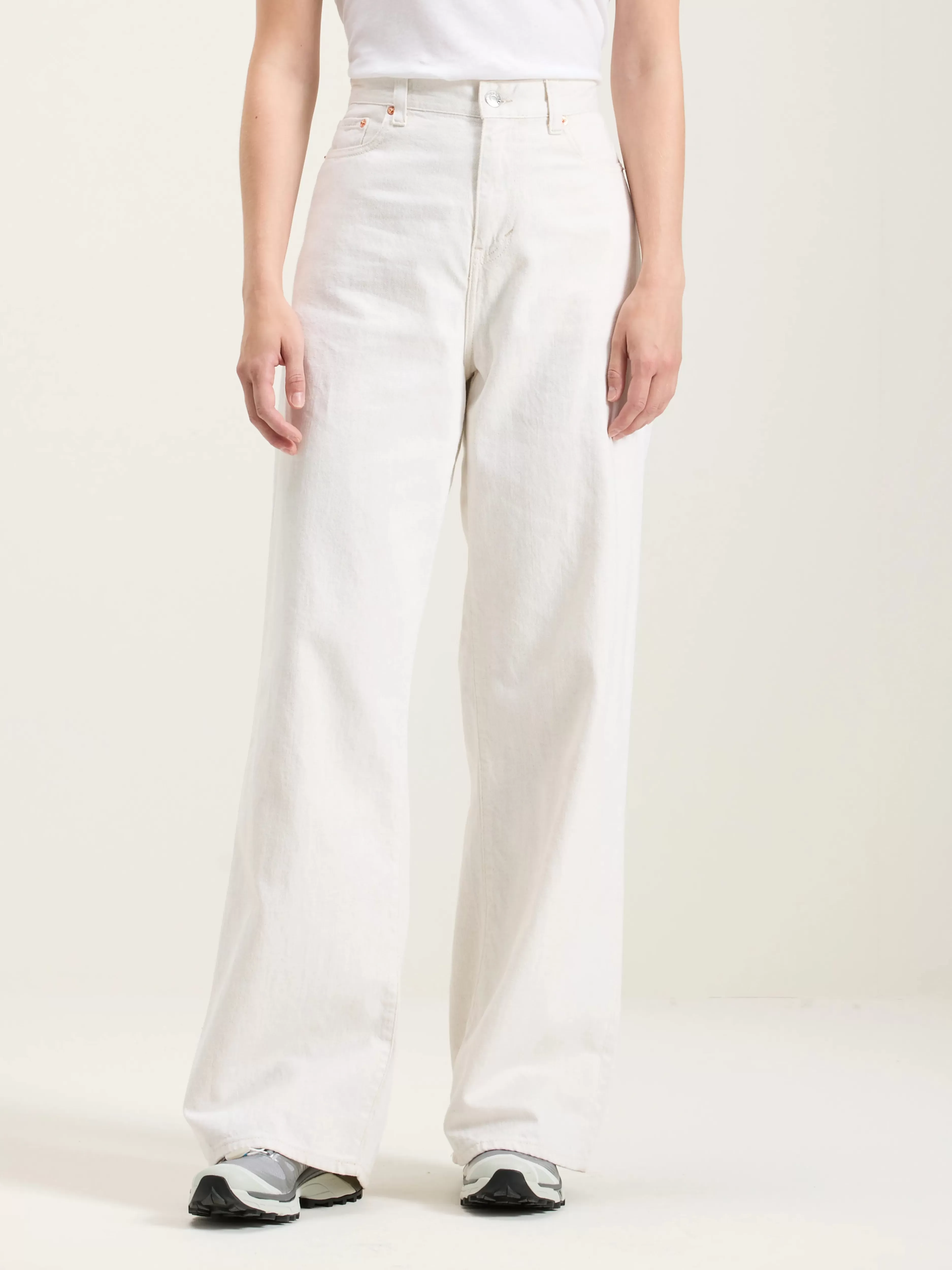 Découvrez le jean boyfriend Parthe - Coupe décontractée chez Bellerose en promotion exclusive