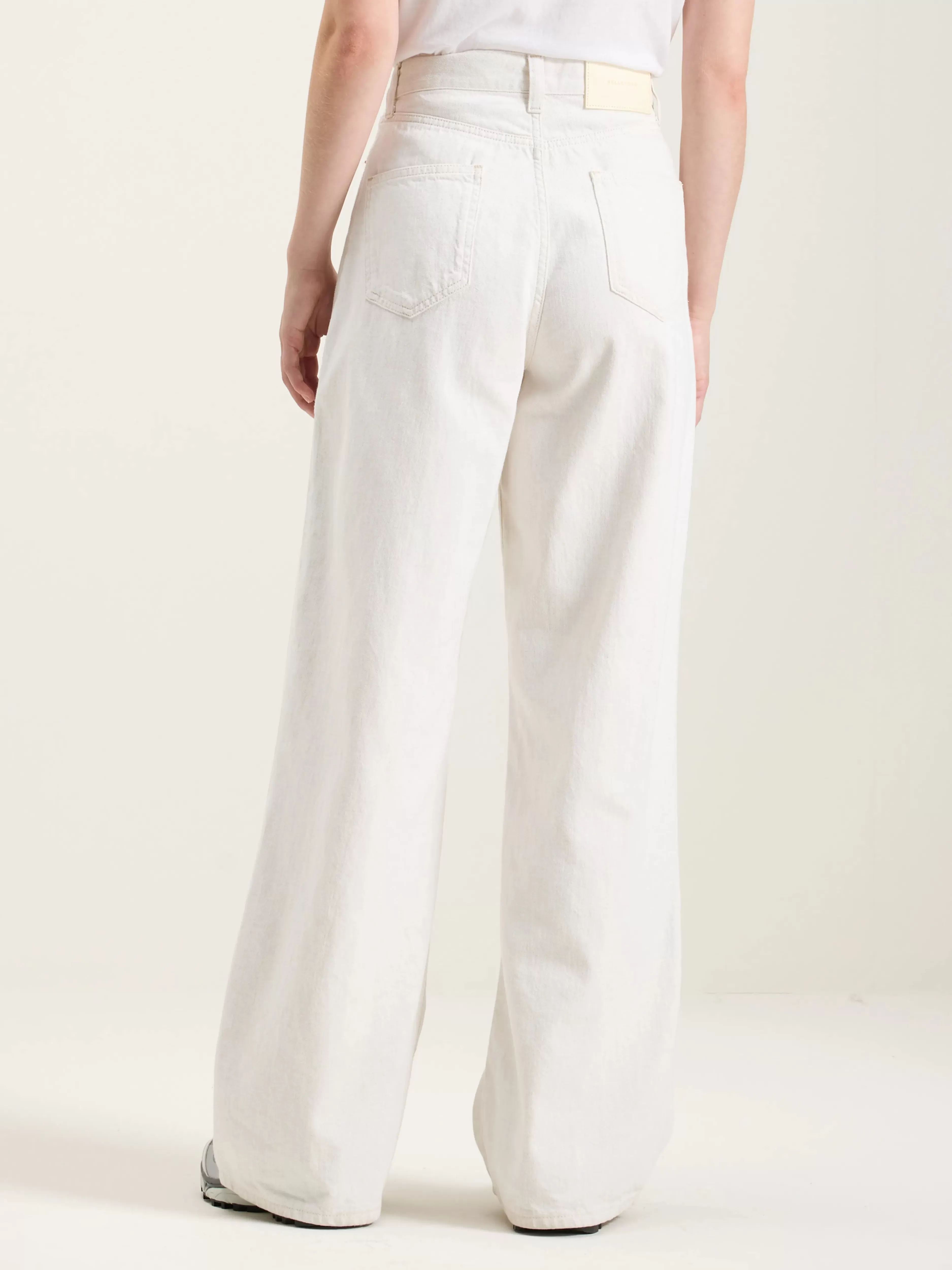 Découvrez le jean boyfriend Parthe - Coupe décontractée chez Bellerose en promotion exclusive