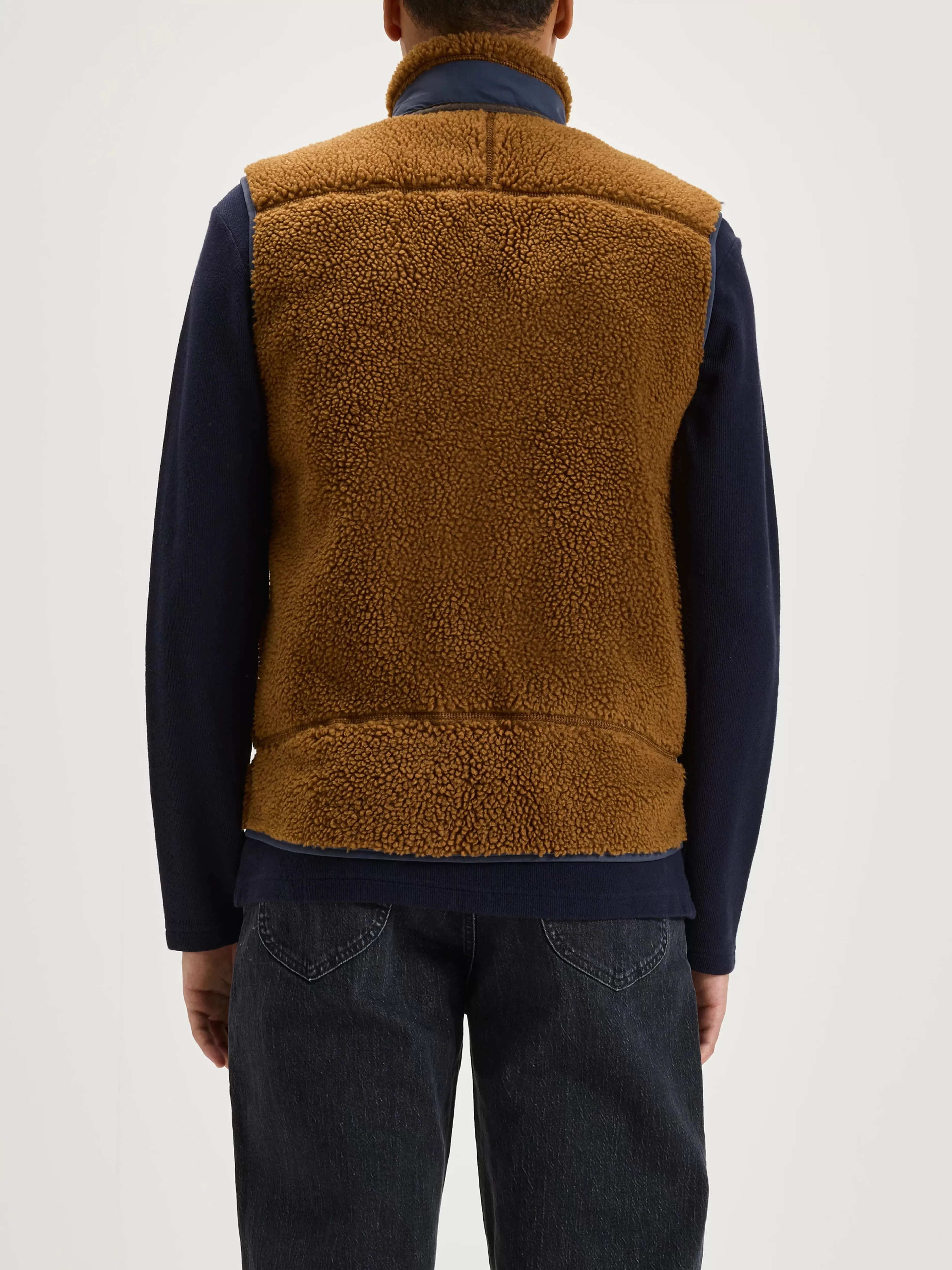 Veste Polaire Homme Retro-X - Modèle Intemporel Patagonia | Promotion Édition Limitée 

(Alternative option with more natural flow)
Doudoune légère Retro-X pour lui - Style Rétro Patagonia en Soldes Flash