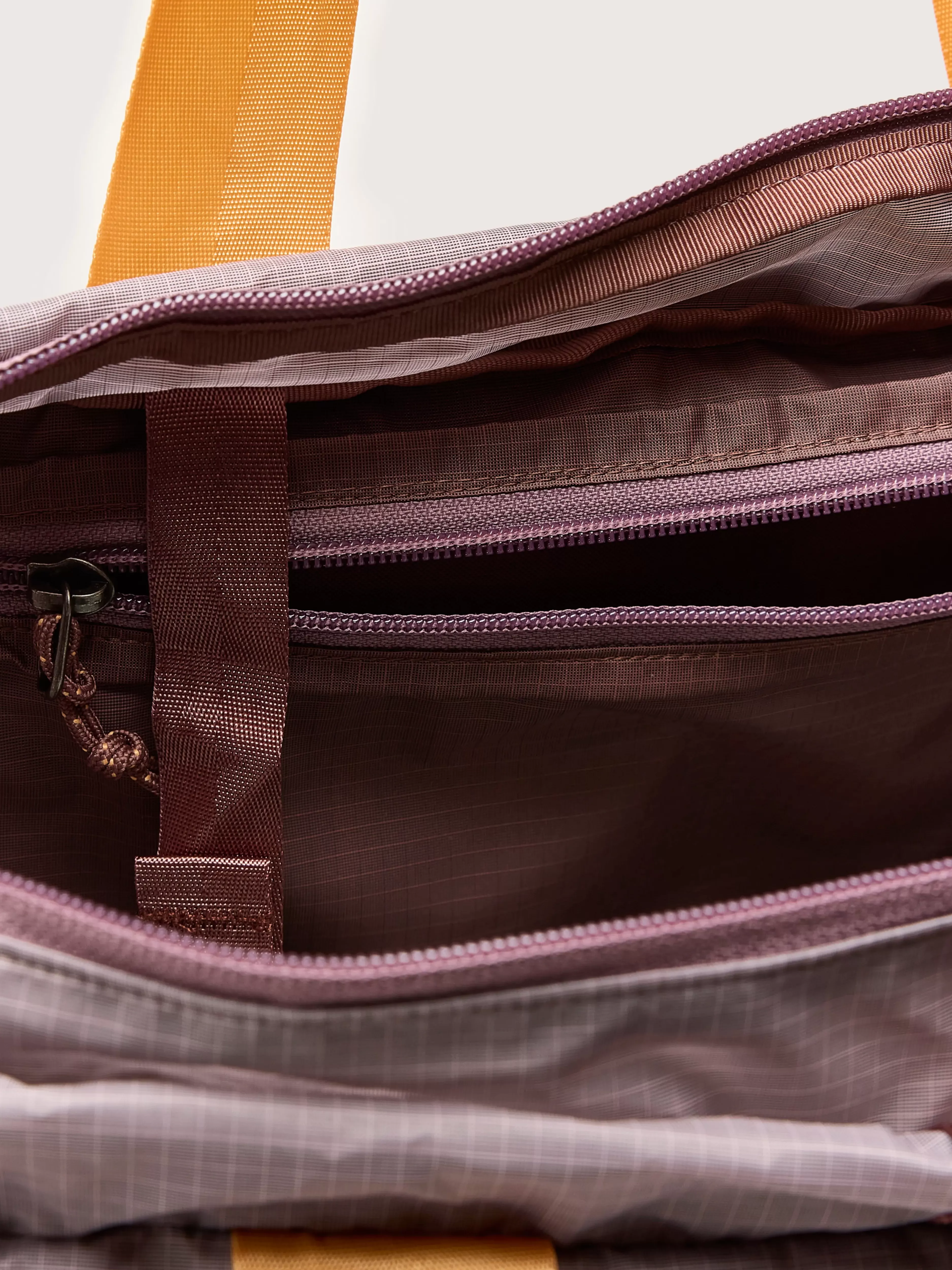 Cabas Gole Noir Intemporel - Sac polyvalent Patagonia pour aventures légères