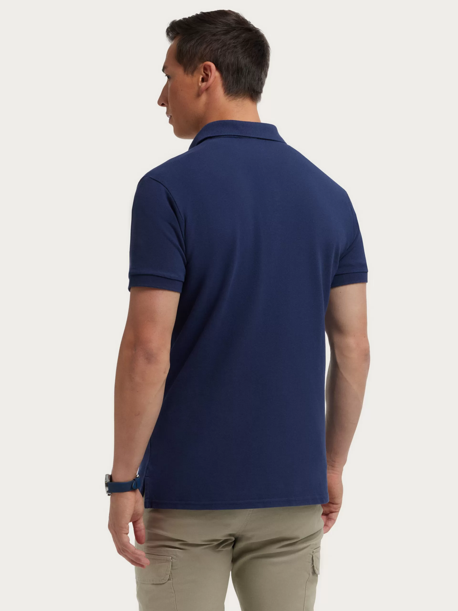 Polo décontracté Scooby en bleu marine par Alvaro Moreno - Prix doux et style intemporel