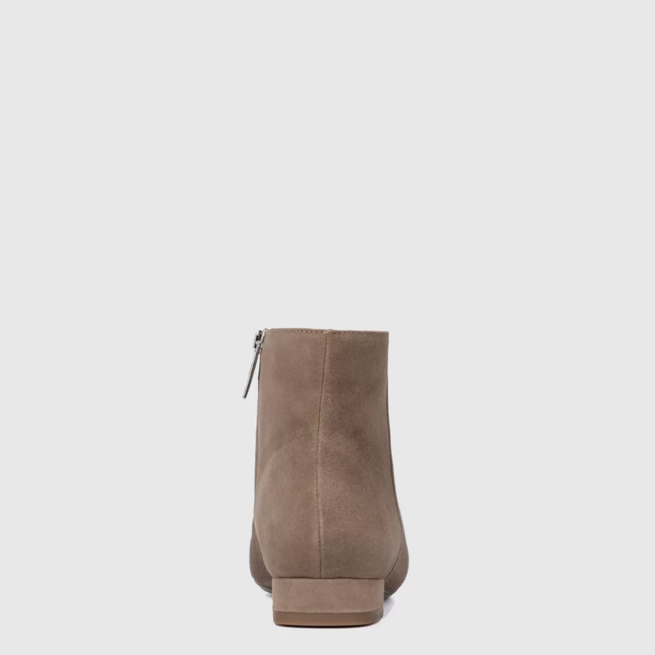 Bottes Aquatalia Prisilla en Marron Gris Clair - Offre Immanquable sur les Modèles Tendance

(Note: J'ai utilisé une périphrase pour 