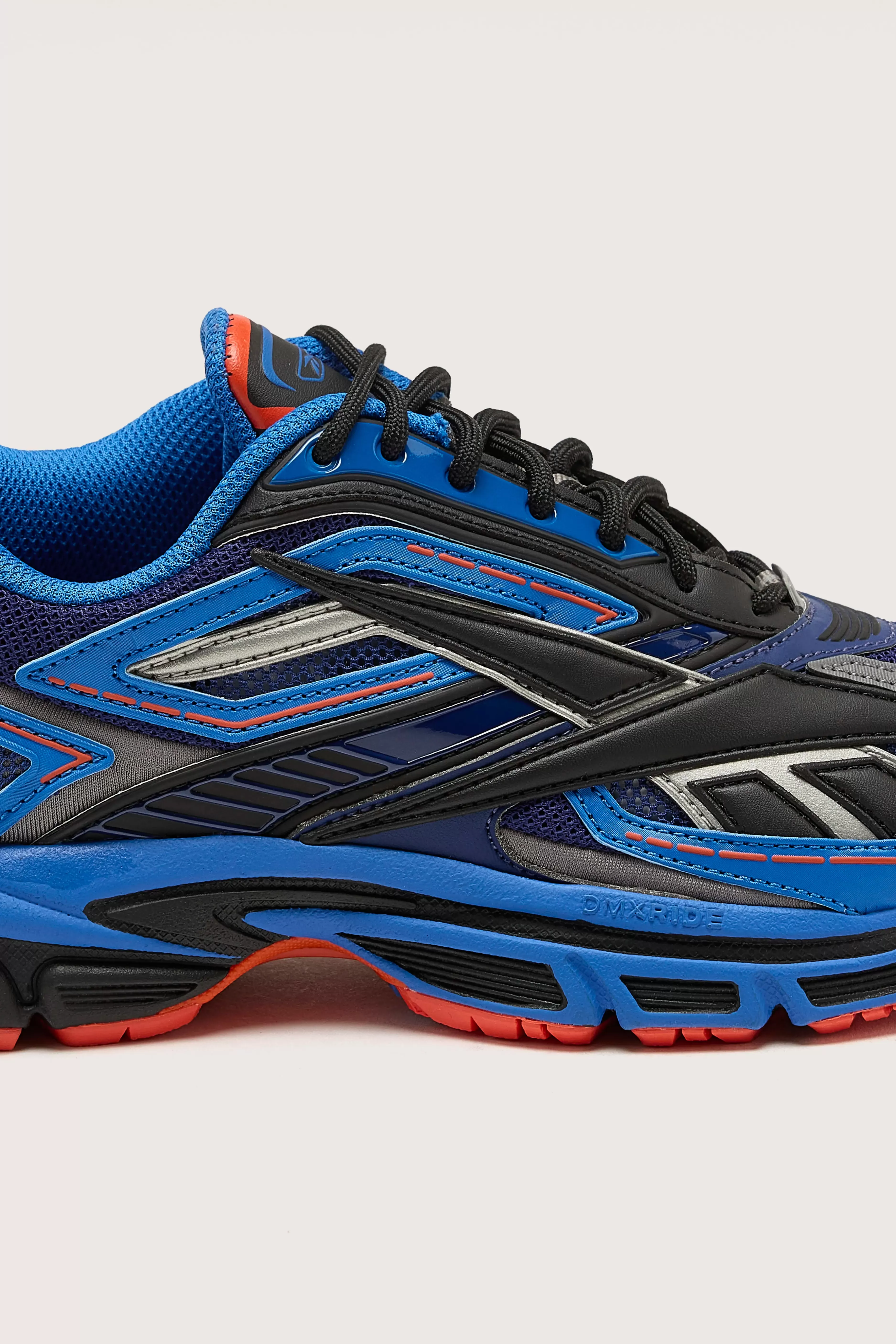 Reebok Chaussures de Running Premier Road Ultra - Confort Optimal pour Femmes, Performance Légère en Course sur Route