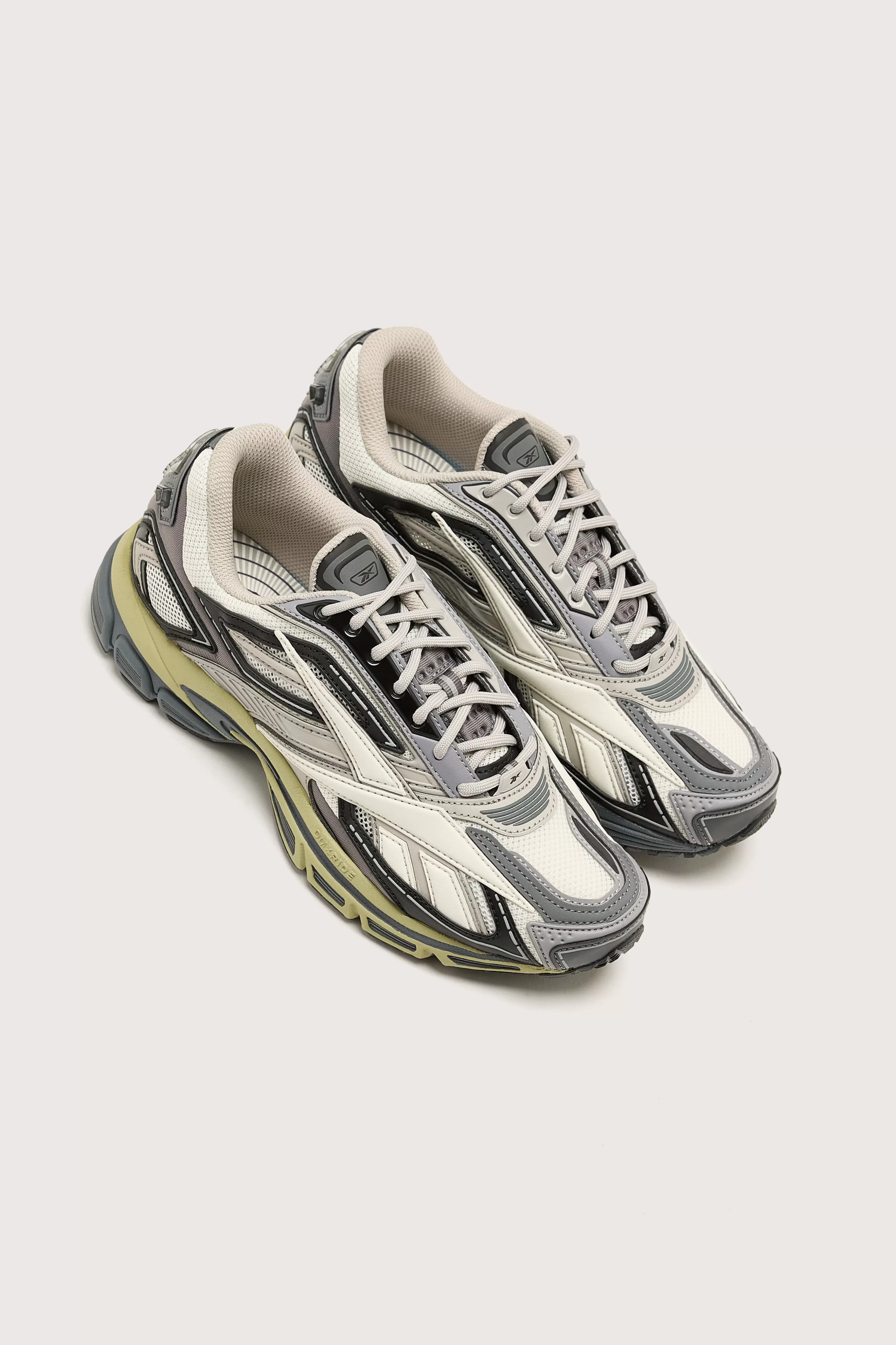 Reebok Road Ultra : Chaussures de Running Légeres pour Femme - Offre Limitée!