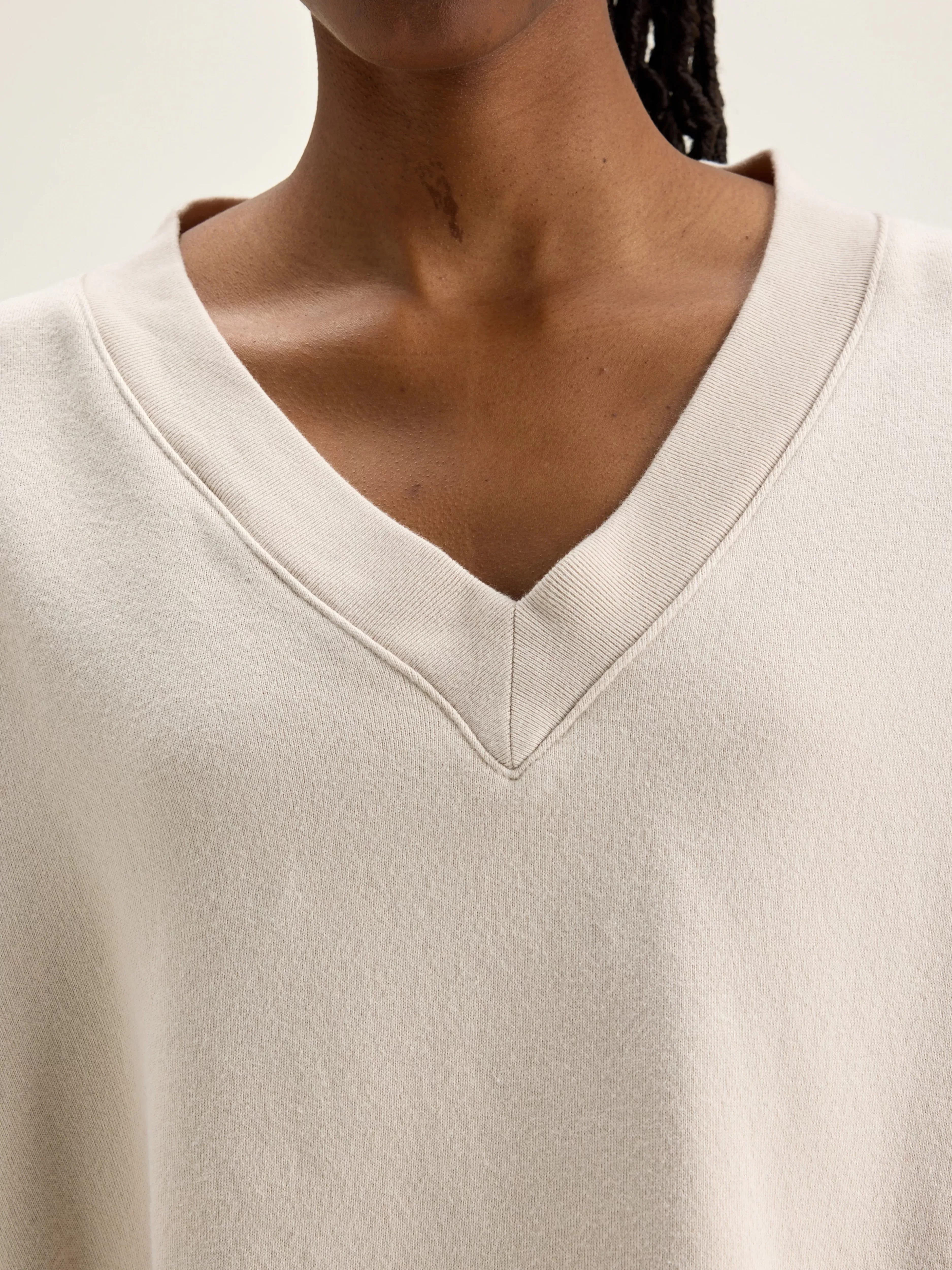 Bellerose - Sweat décontracté Varola à col en V, coupe moderne pour un style urbain